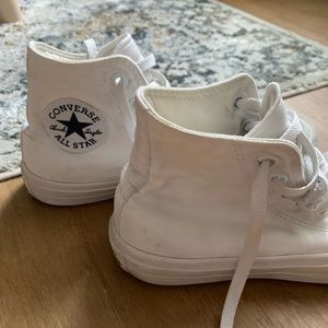 Converse Chuck Taylor’s